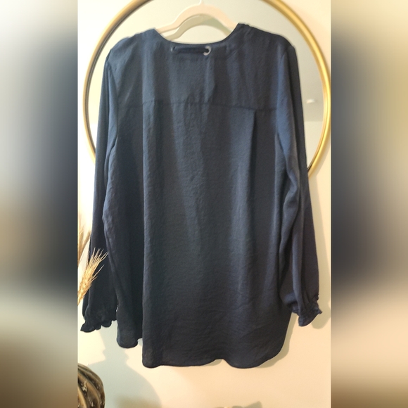 BLOUSE LONG SLEEVE - Picture 2 of 6